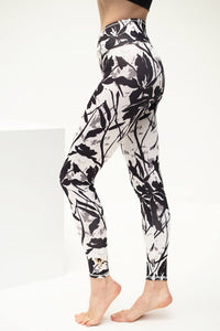 Yoga-Leggings Ganga 7/8 - flower black white - YOGISHOP