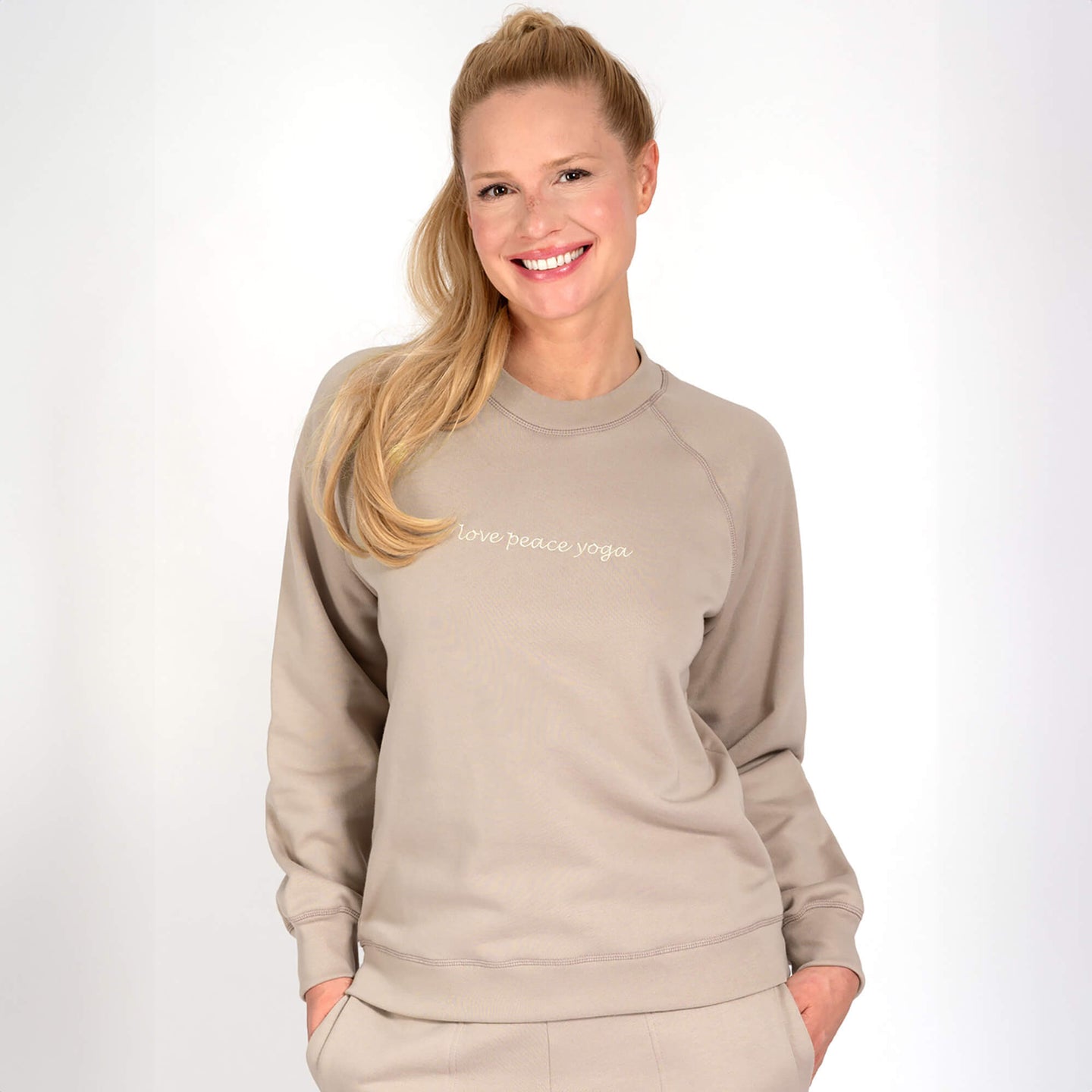 Sweater Bella - Taupe mit Love Peace Yoga - YOGISHOP
