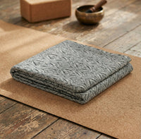 Yogadecke - yogiblanket - calm down - ornament - YOGISTAR