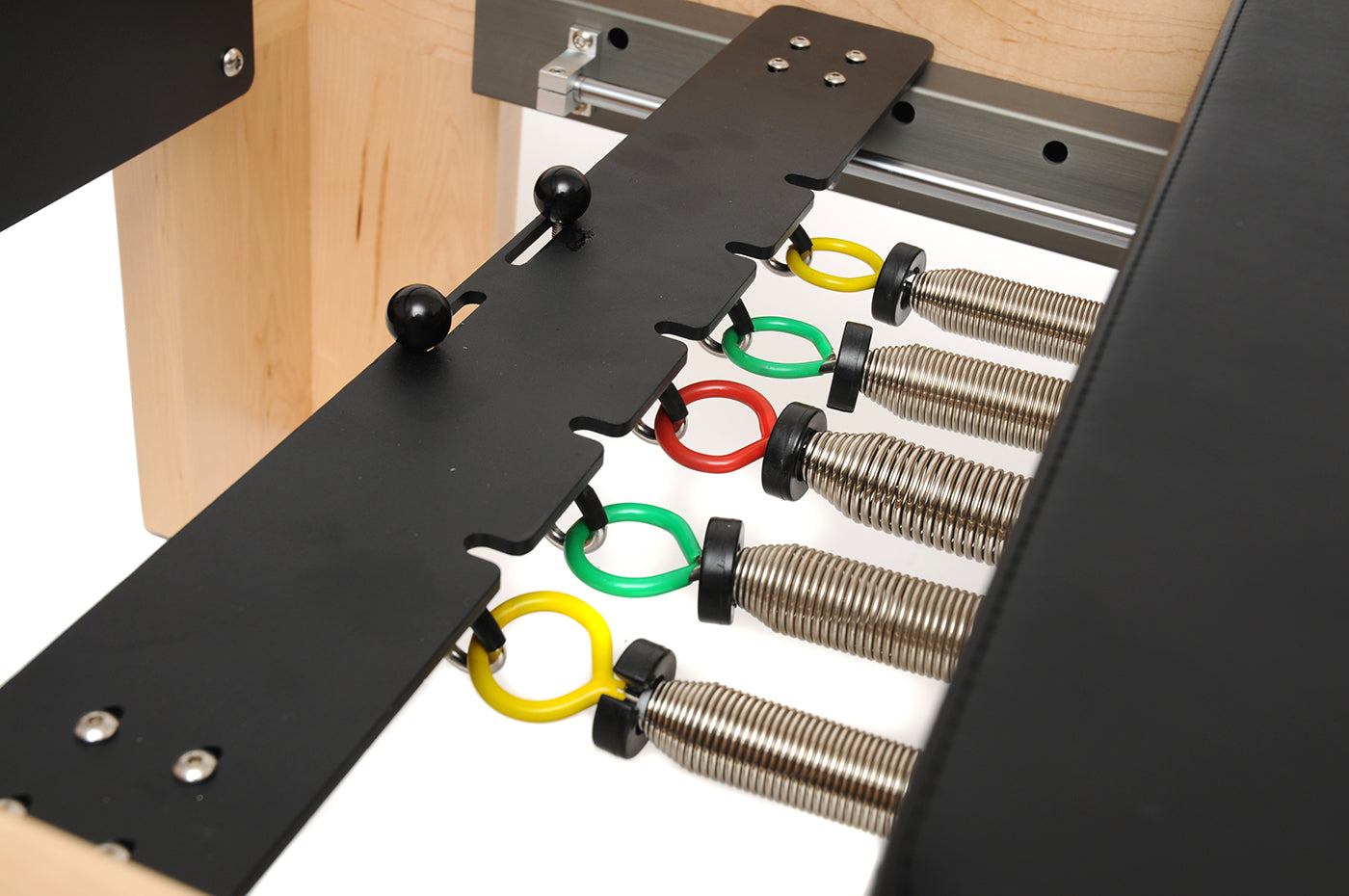 Pilates Reformer Ahorn "Short Leg" (inkl. Sitting Box und Jump Board) - schwarz - YOGISHOP