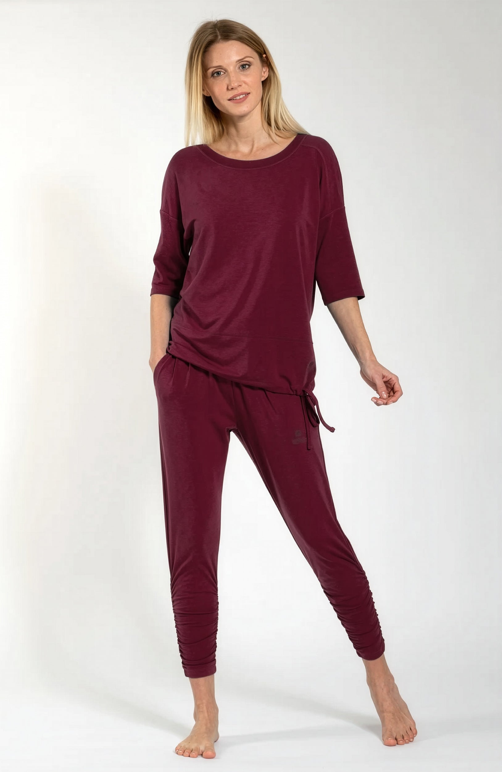 Yoga-Shirt Sara - Dark Red - YOGISTAR